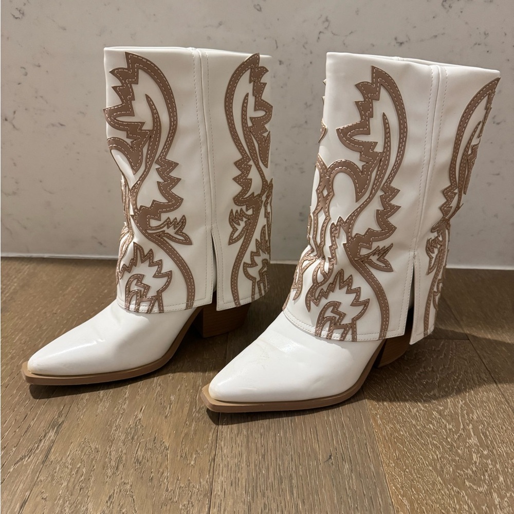 Elegant White and Tan Embroidered Heeled Boots
